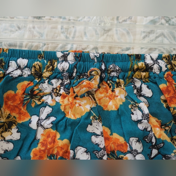 Floral lounge pants - Picture 2 of 2